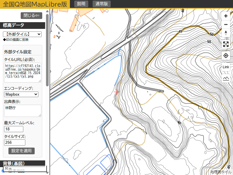 等高線（Terrain-RGB）。尖ったり蛇行している部分がある